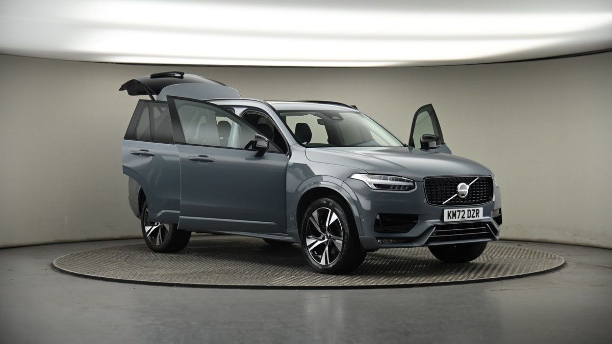 More views of Volvo XC90