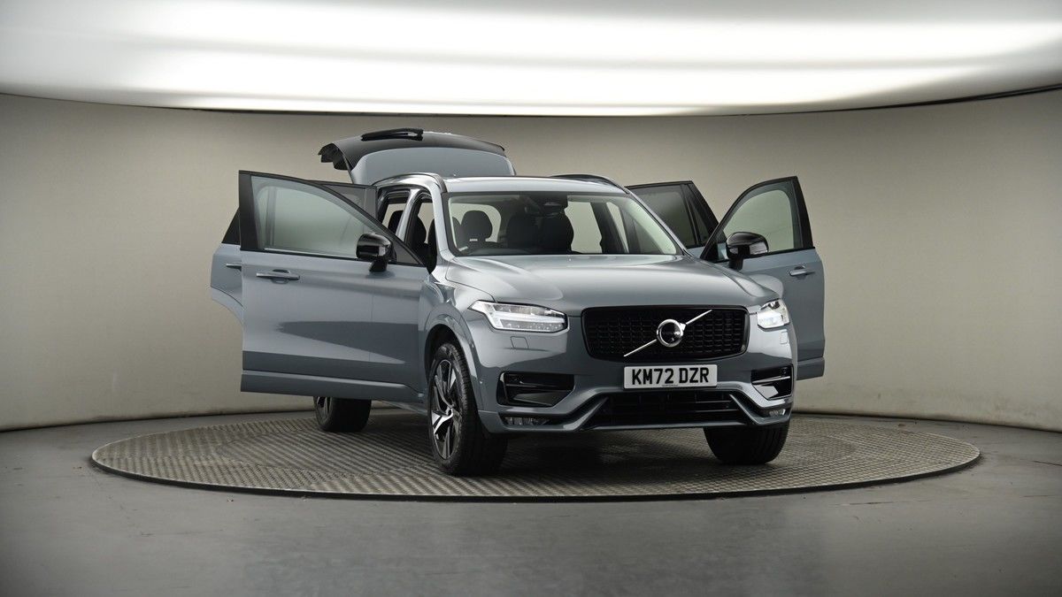 More views of Volvo XC90