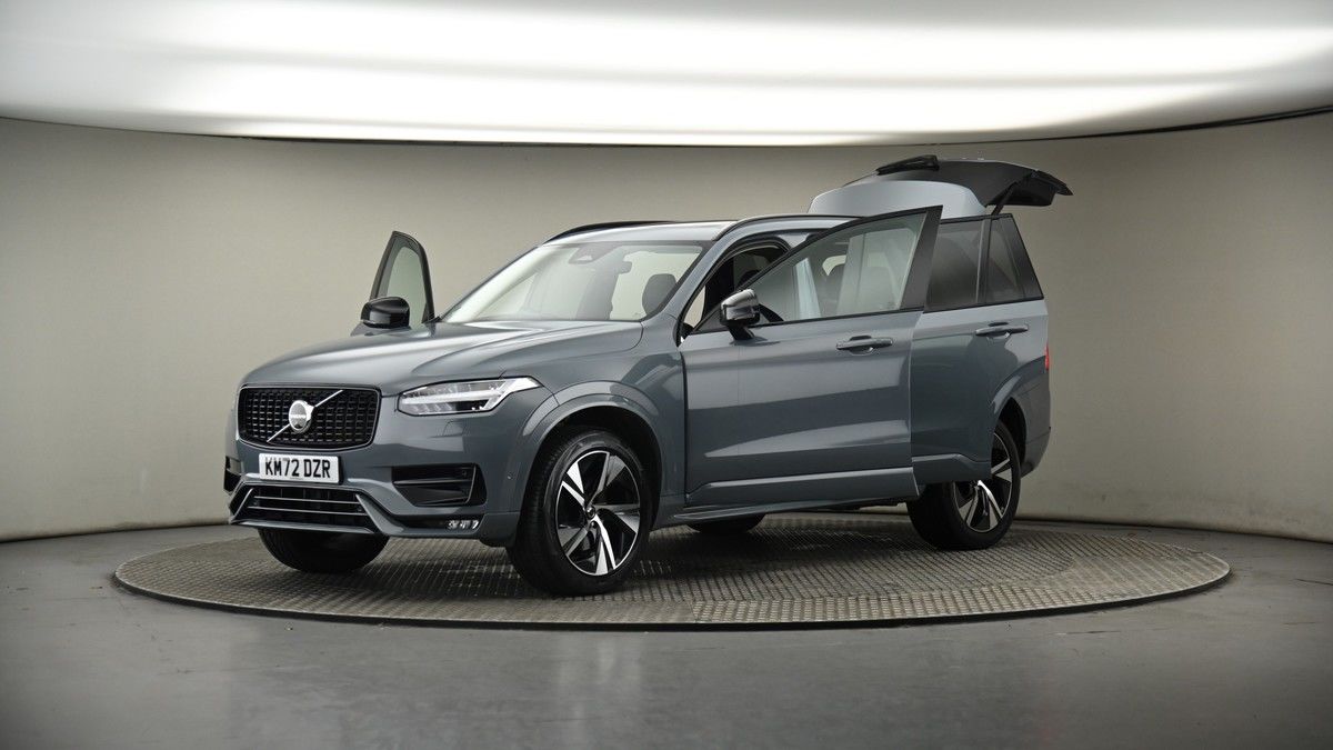 More views of Volvo XC90