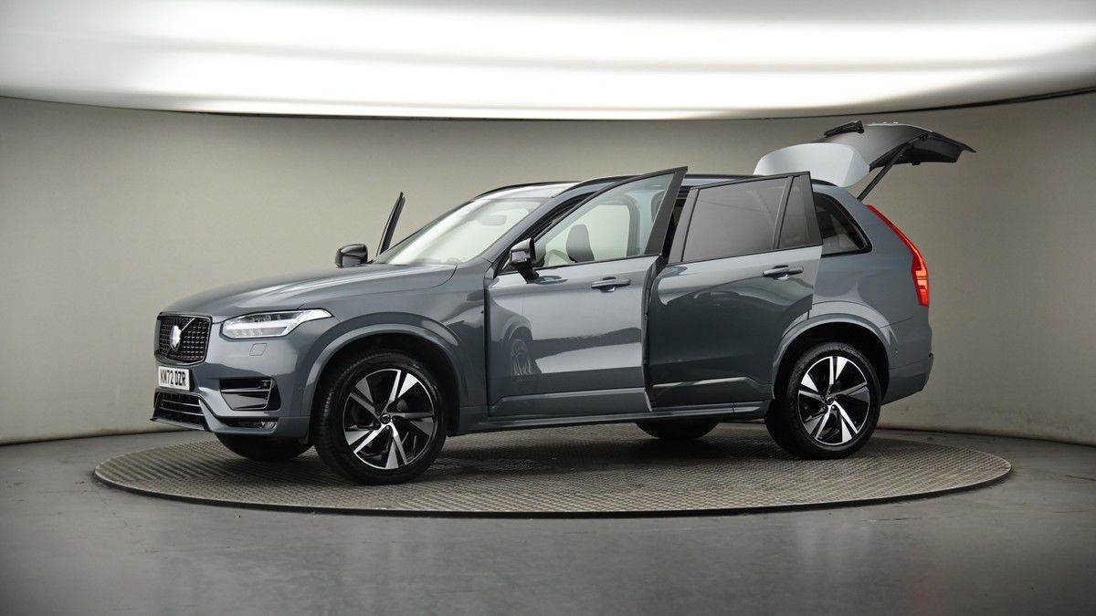 More views of Volvo XC90