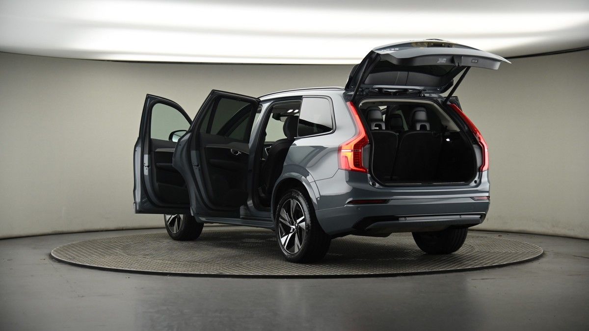 Volvo XC90 Image 8