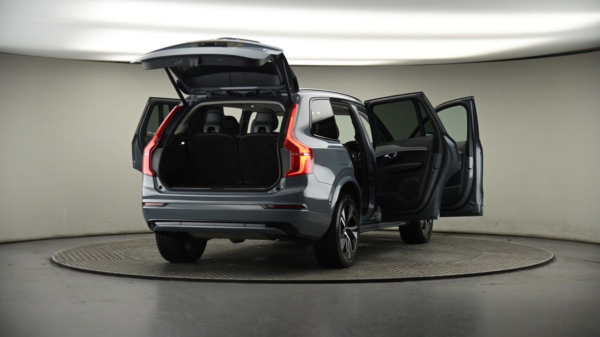 More views of Volvo XC90