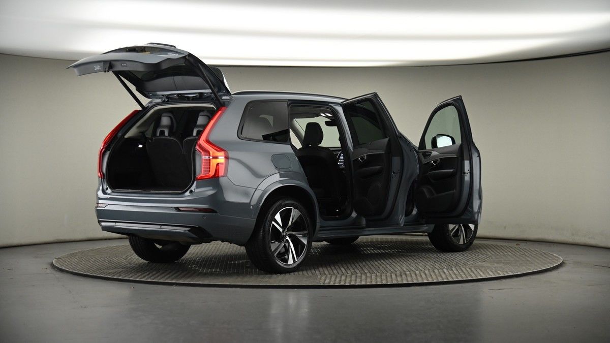 More views of Volvo XC90