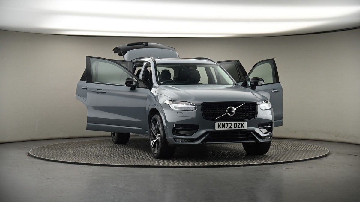 More views of Volvo XC90