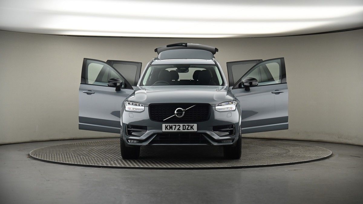 More views of Volvo XC90