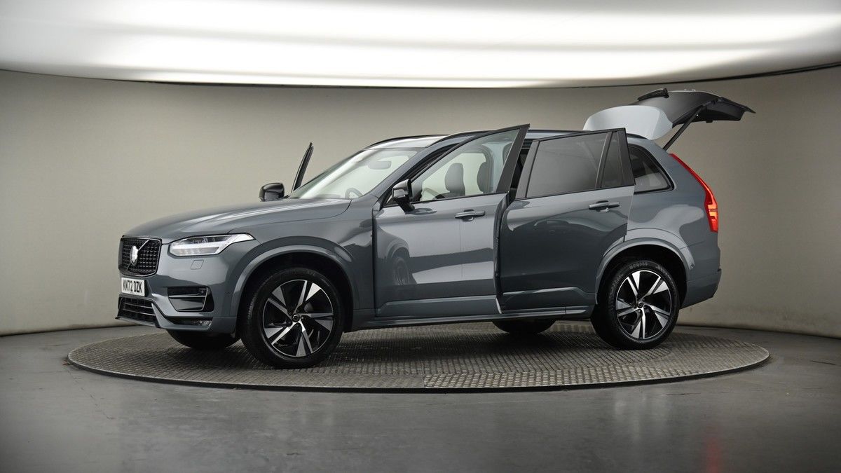 More views of Volvo XC90