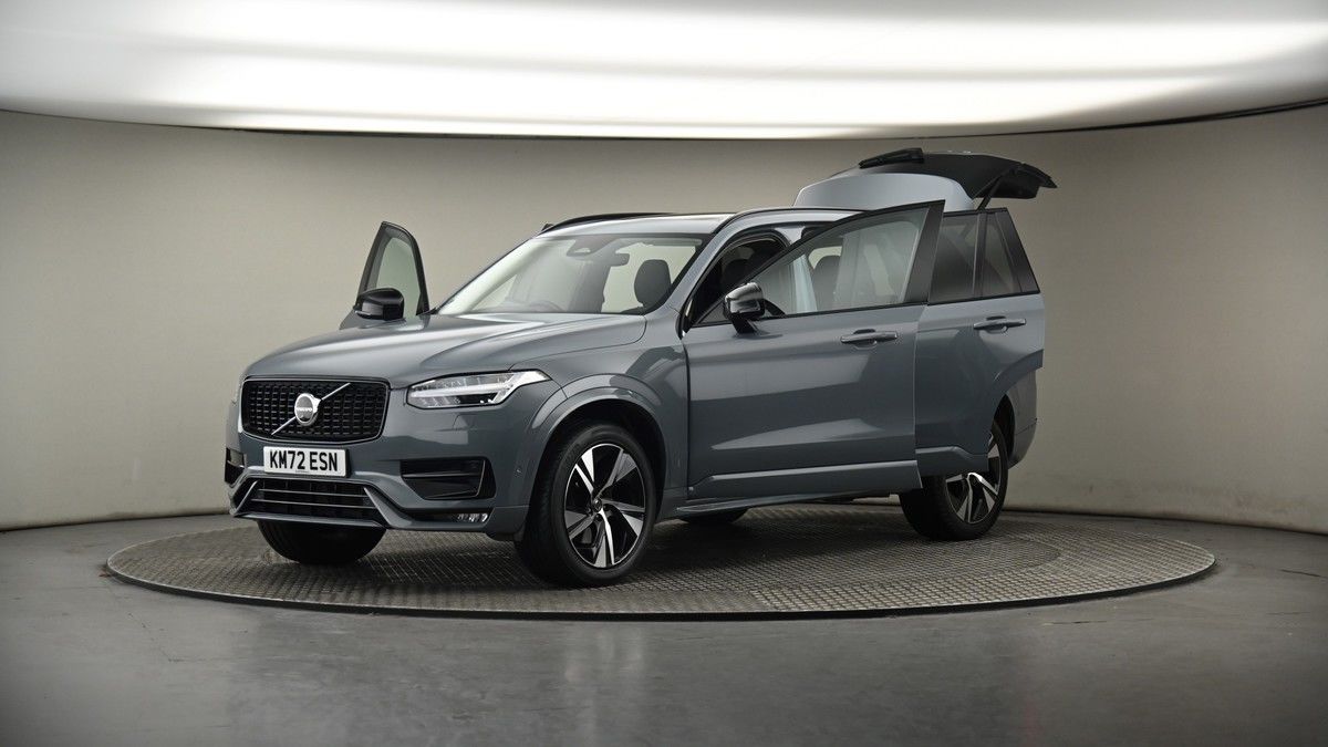 More views of Volvo XC90