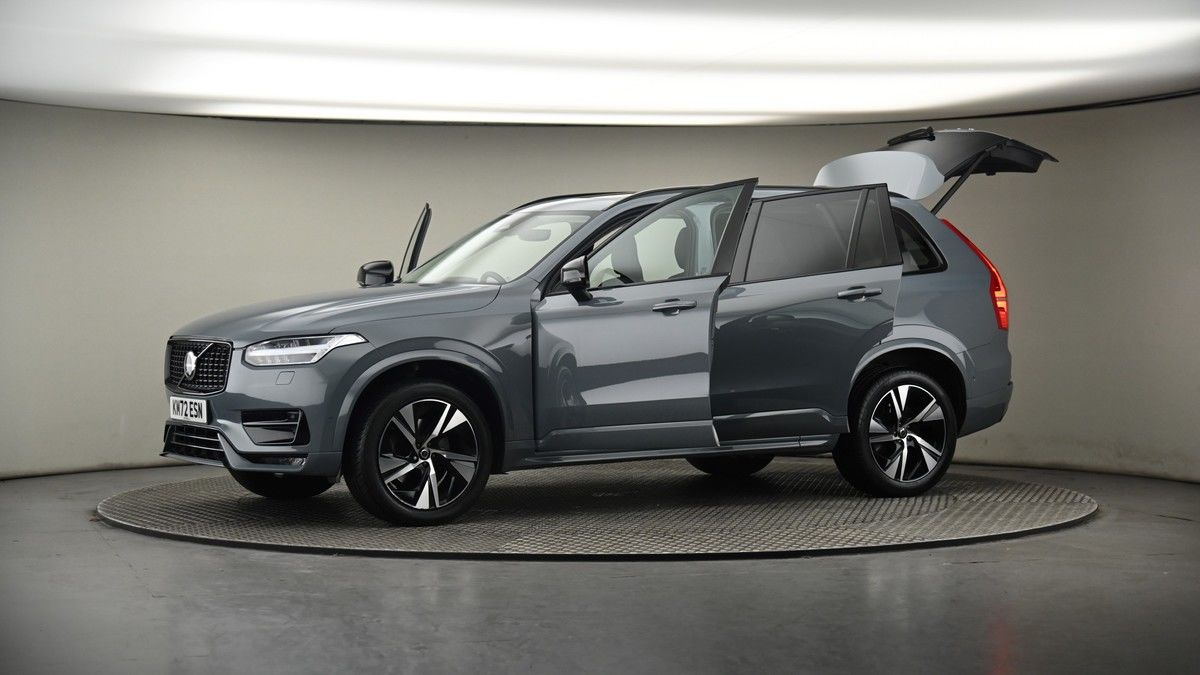 More views of Volvo XC90