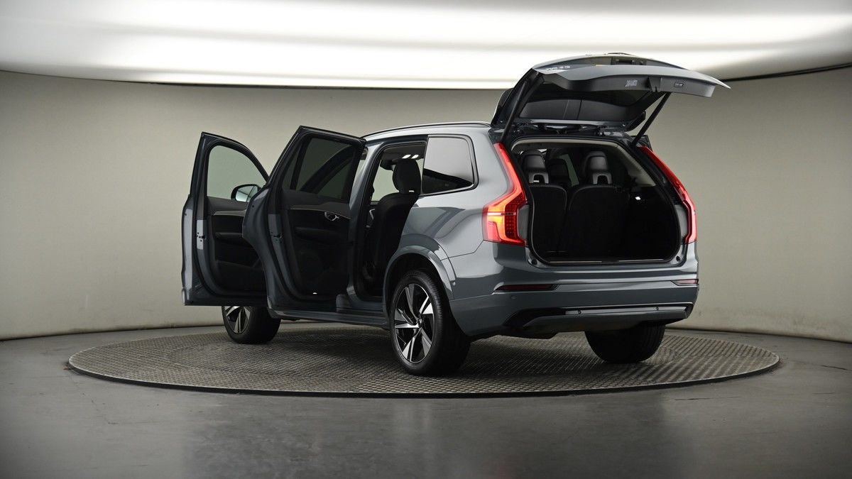 Volvo XC90 Image 8