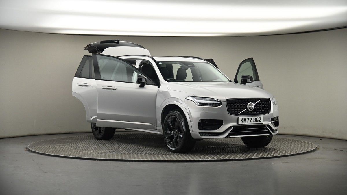 More views of Volvo XC90