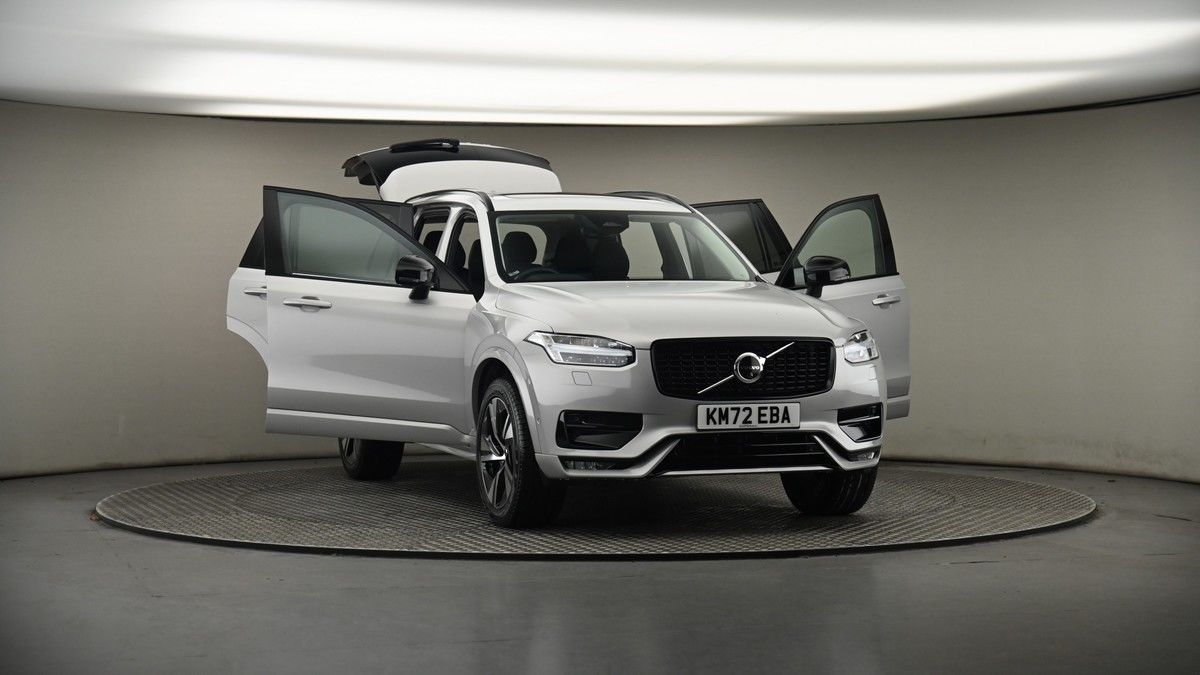 More views of Volvo XC90