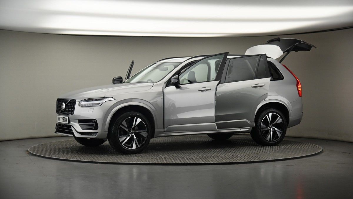 More views of Volvo XC90