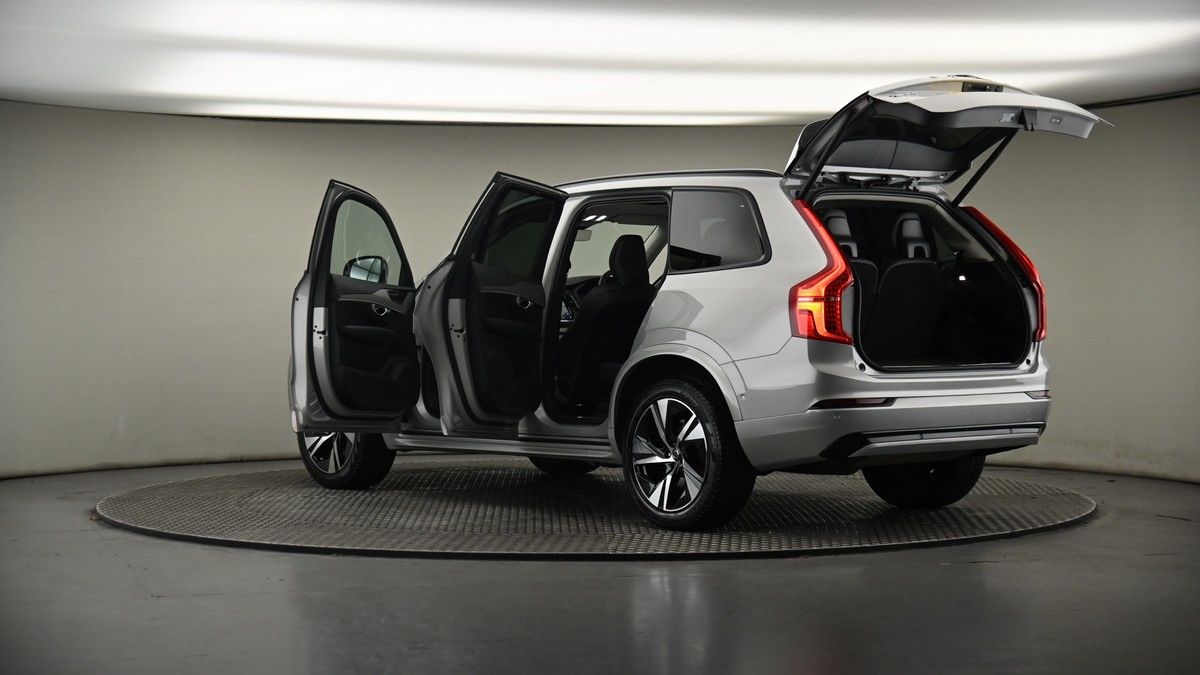 More views of Volvo XC90