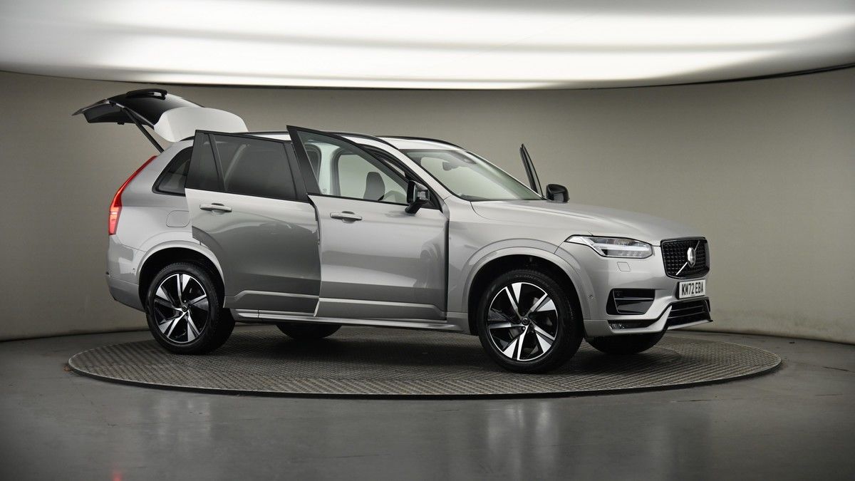 More views of Volvo XC90