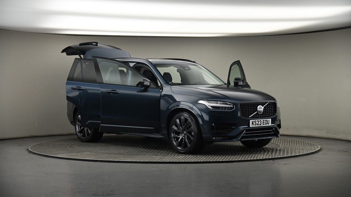 More views of Volvo XC90