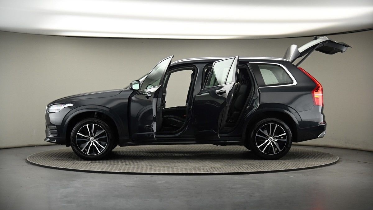 More views of Volvo XC90