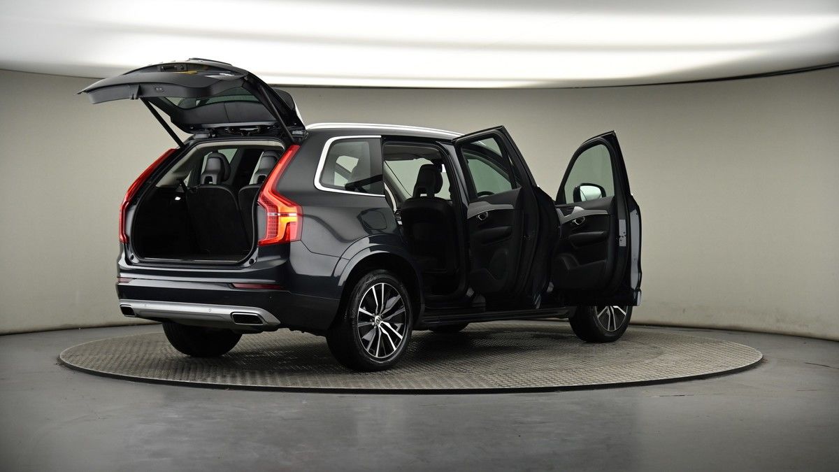 More views of Volvo XC90