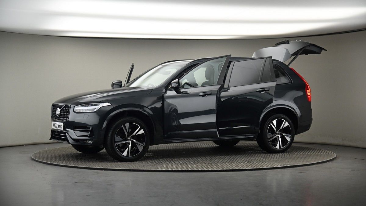 More views of Volvo XC90