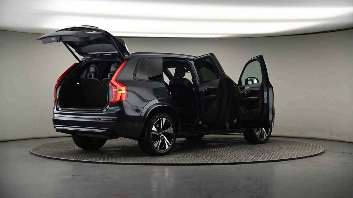 More views of Volvo XC90