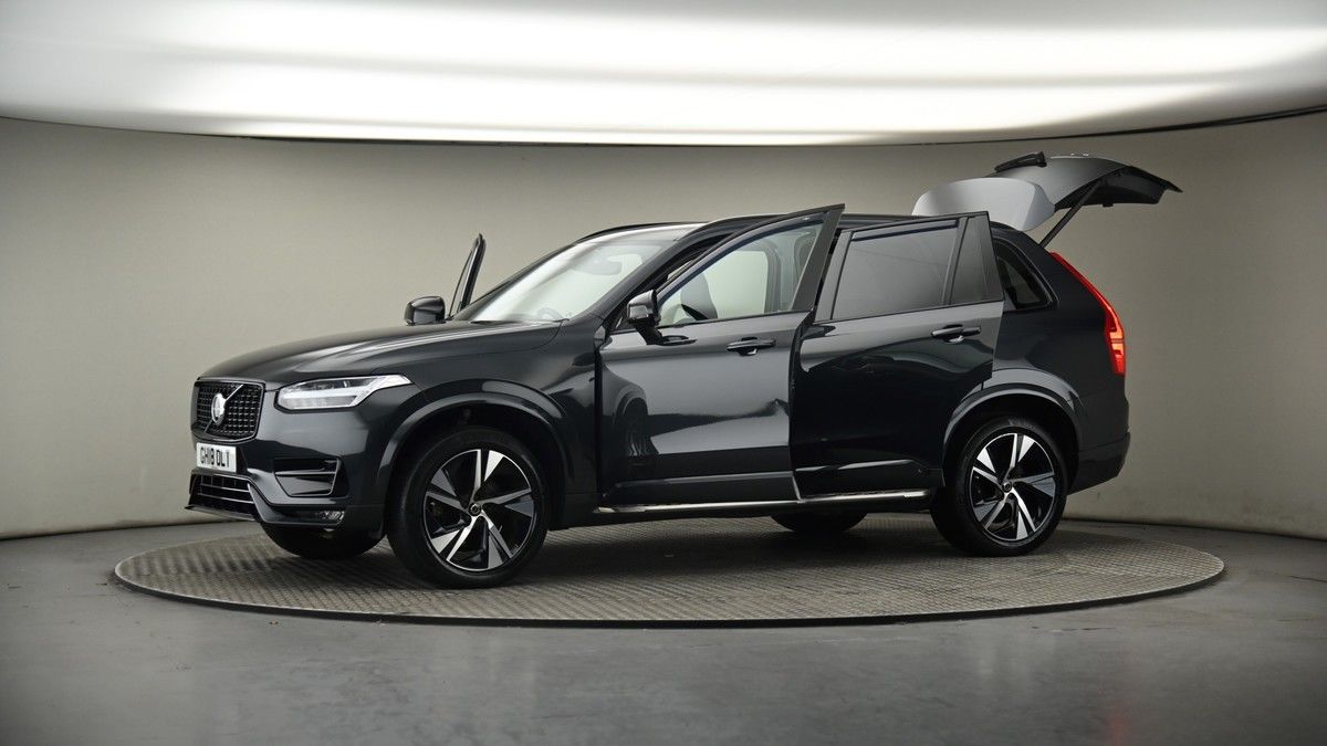 More views of Volvo XC90