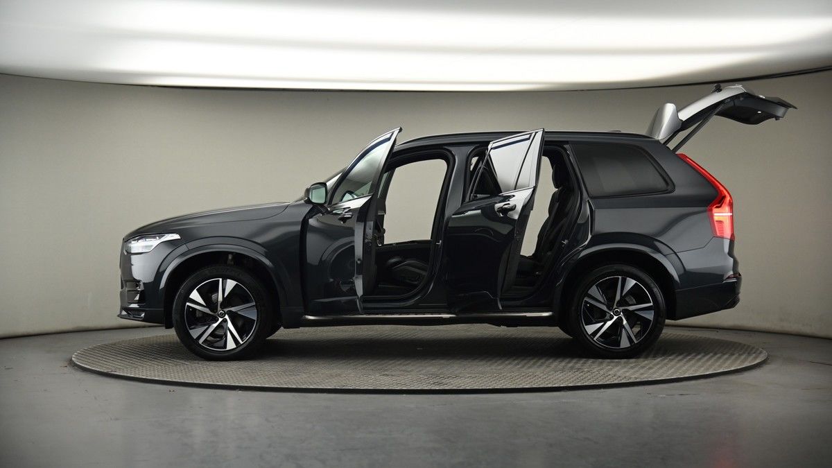 More views of Volvo XC90