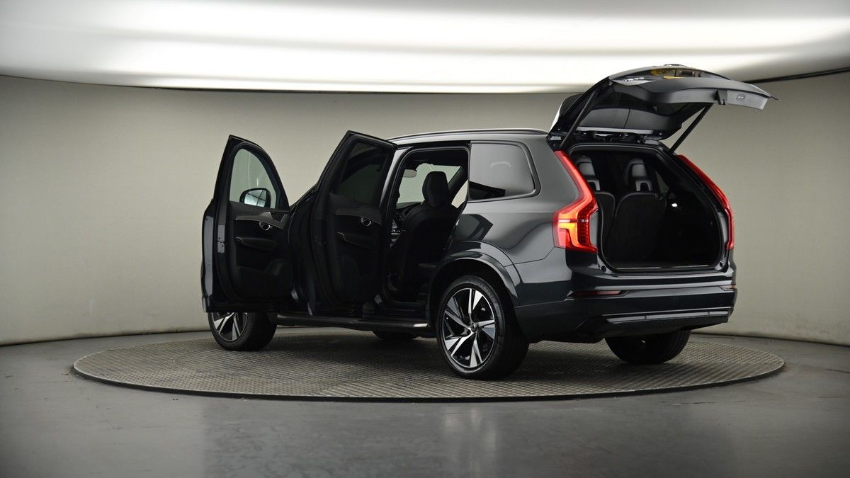 More views of Volvo XC90