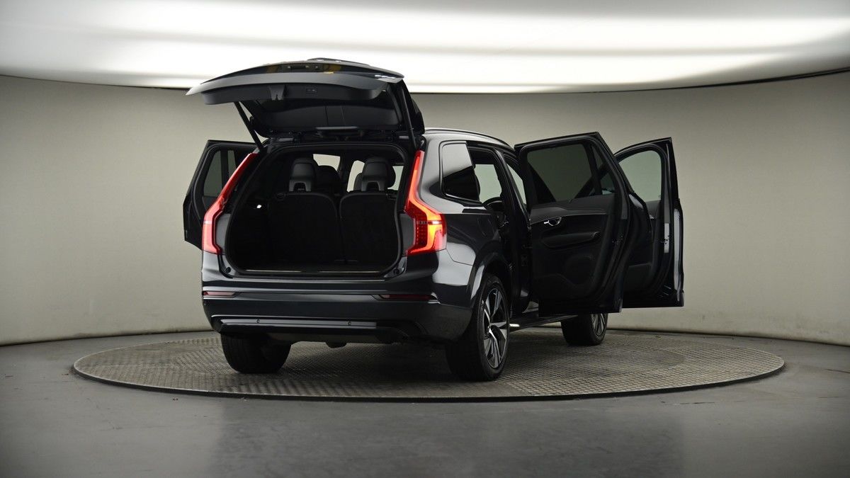 More views of Volvo XC90