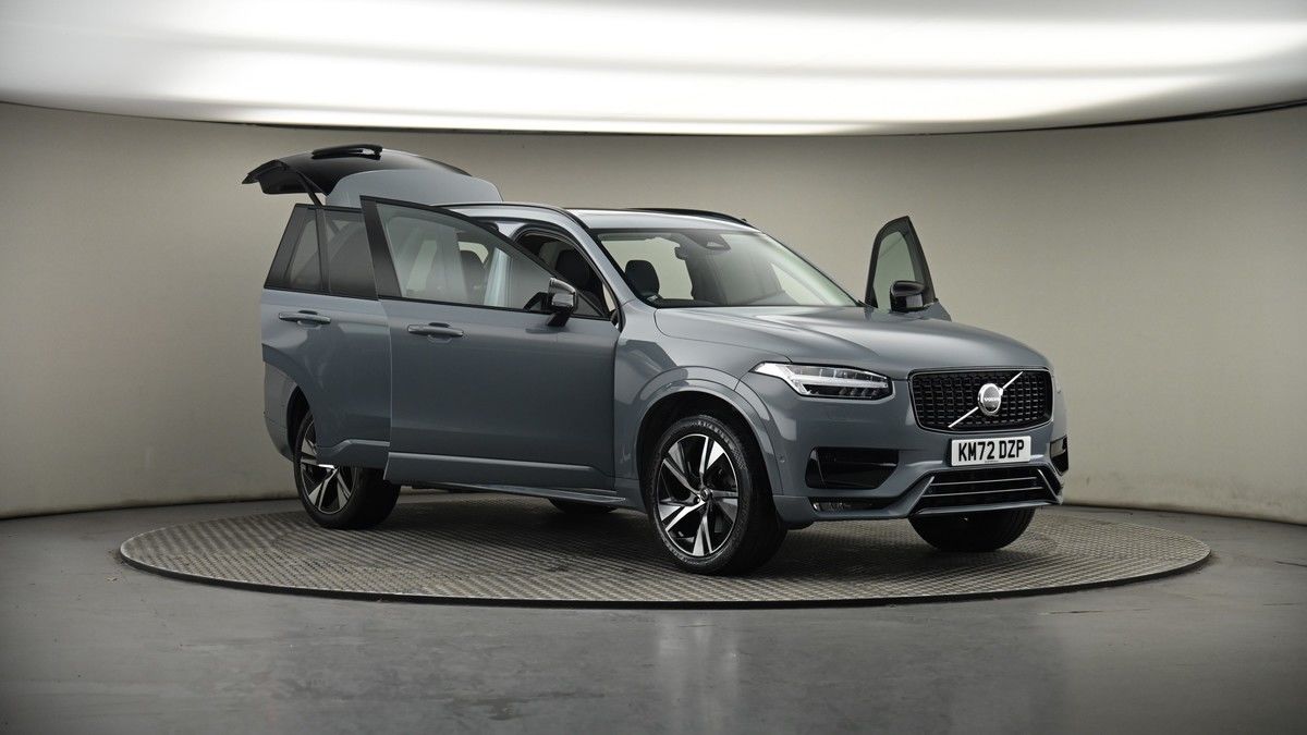 More views of Volvo XC90