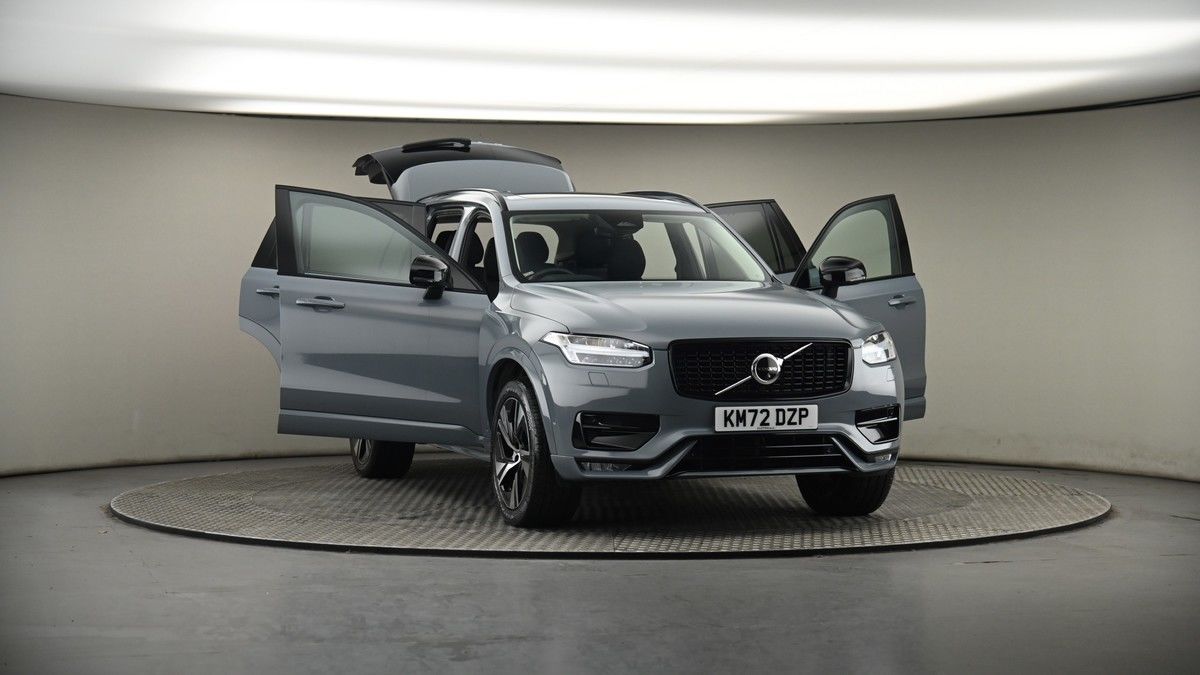 More views of Volvo XC90