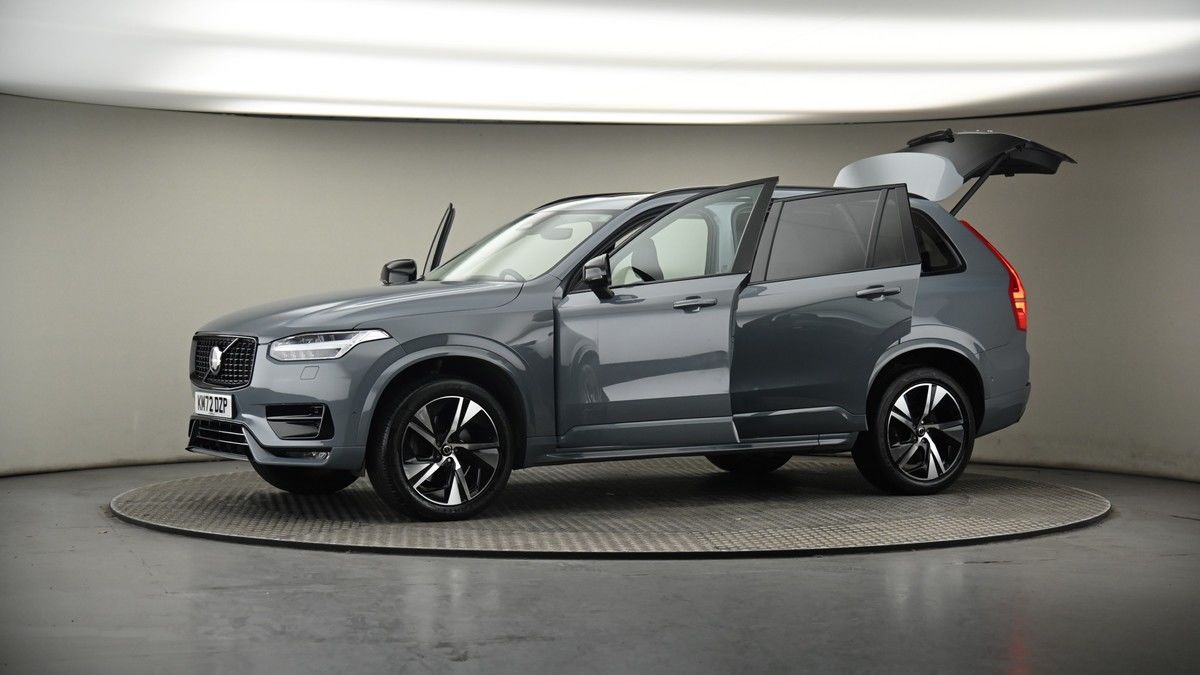 More views of Volvo XC90