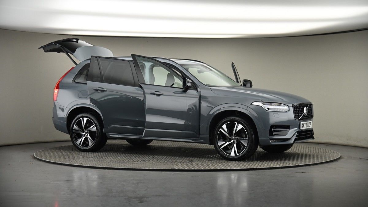 More views of Volvo XC90