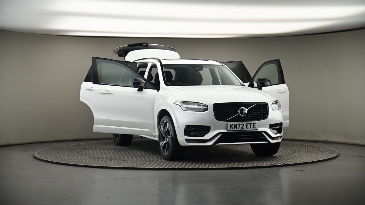 More views of Volvo XC90