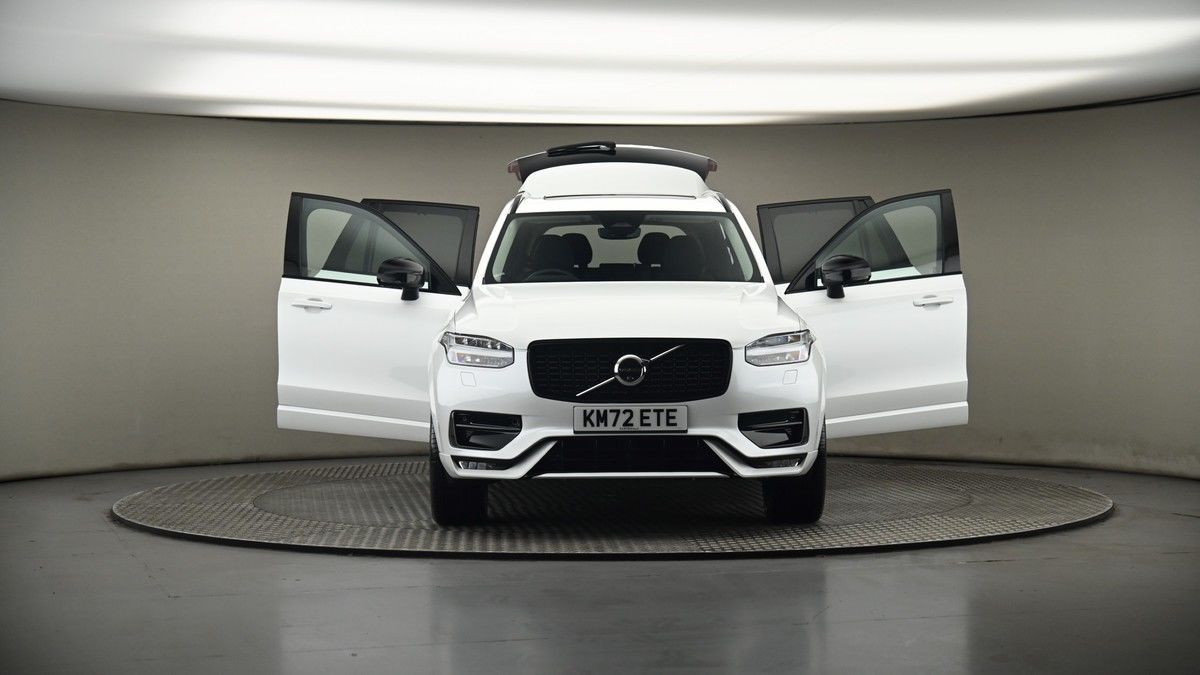 More views of Volvo XC90