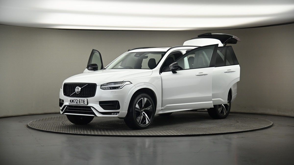 More views of Volvo XC90