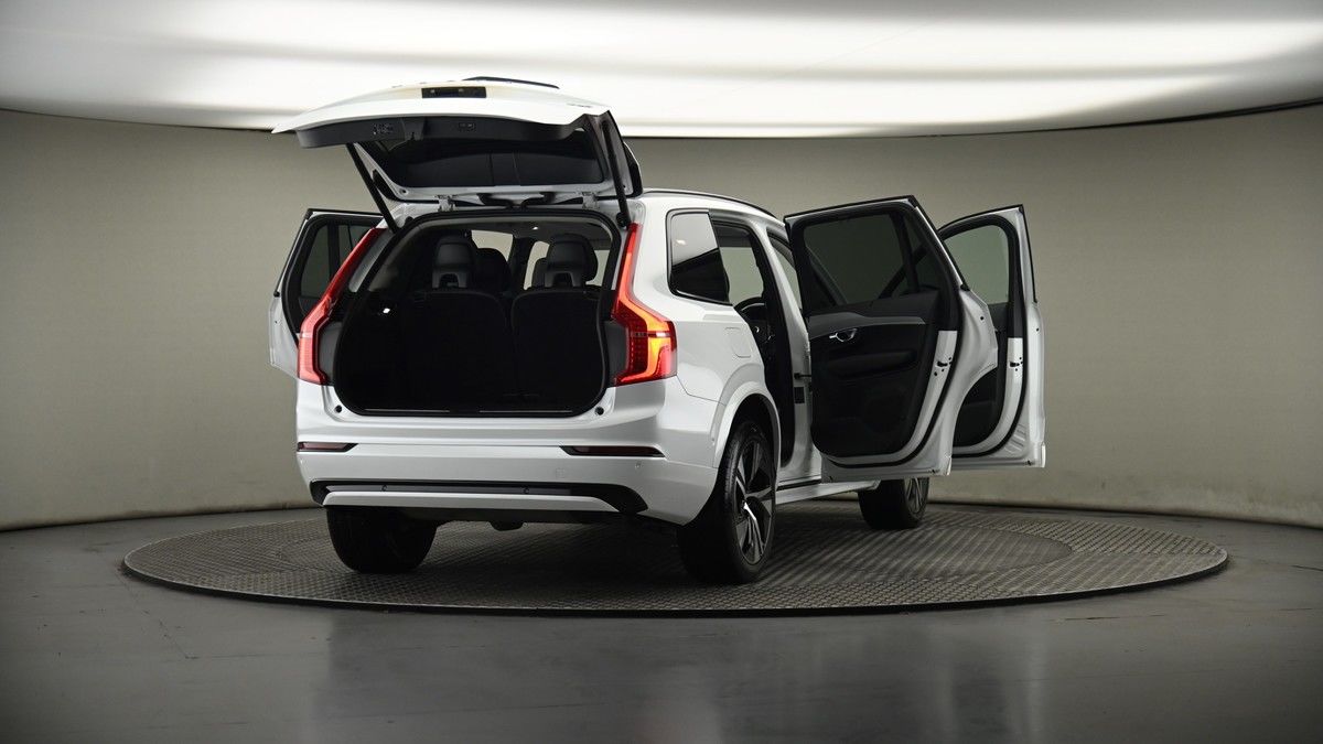 More views of Volvo XC90