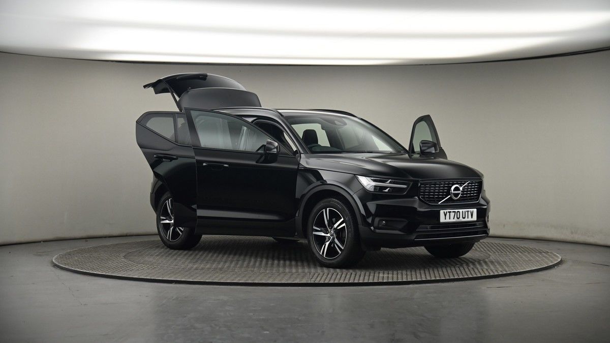 More views of Volvo XC40