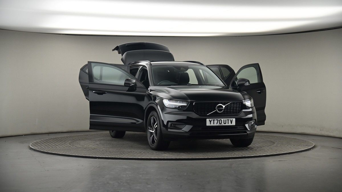 More views of Volvo XC40