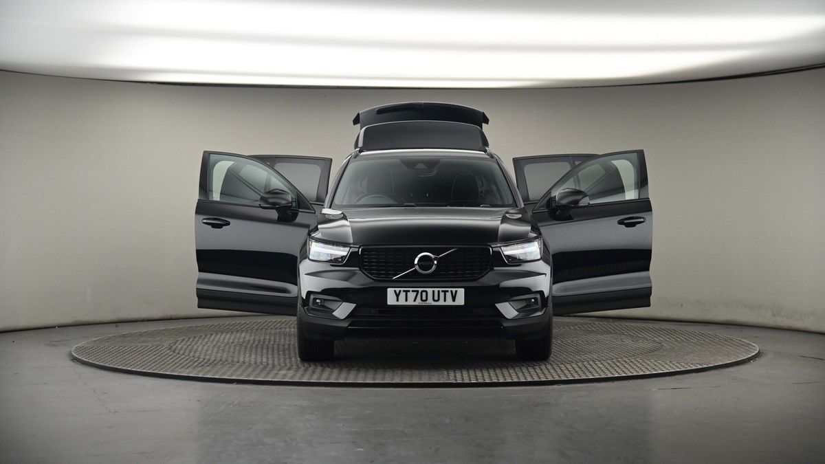 More views of Volvo XC40