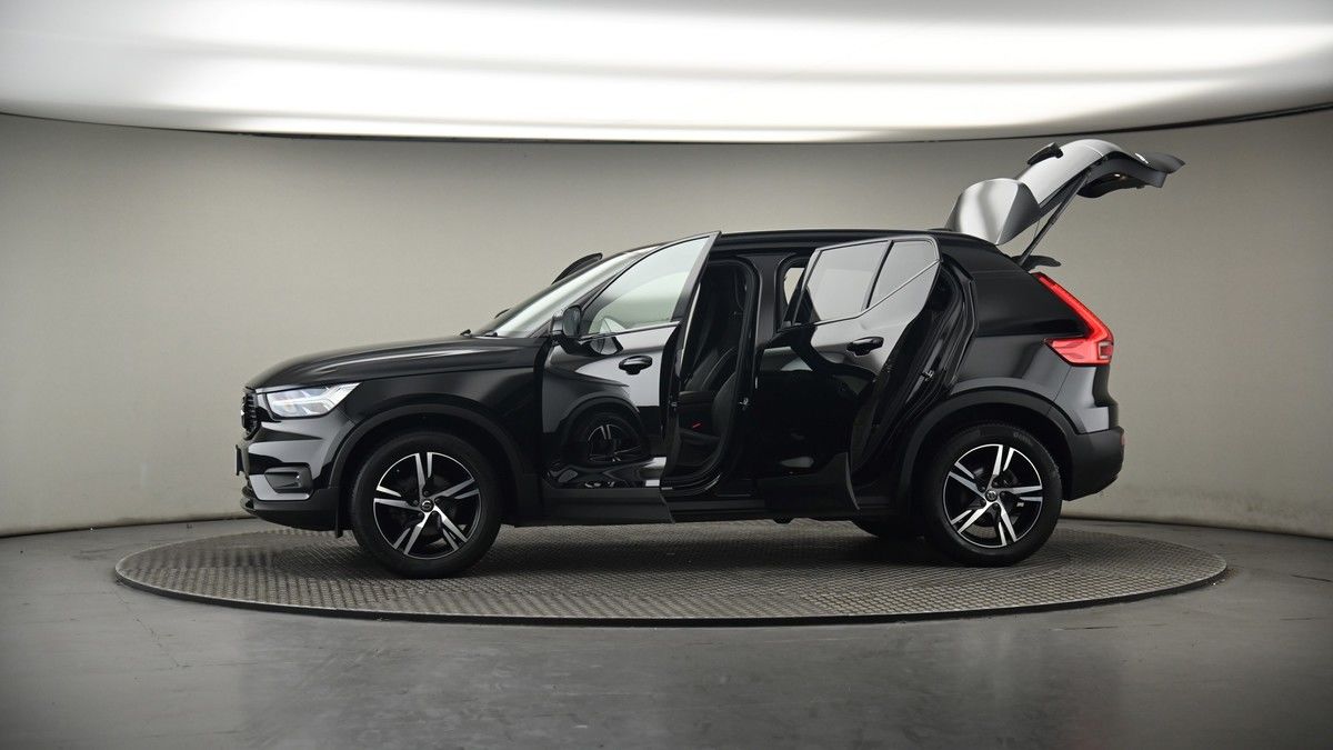 More views of Volvo XC40