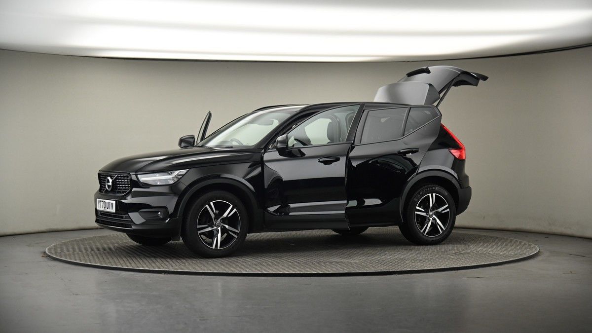 More views of Volvo XC40