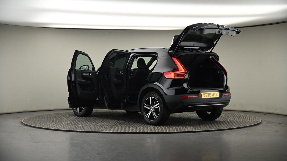 More views of Volvo XC40