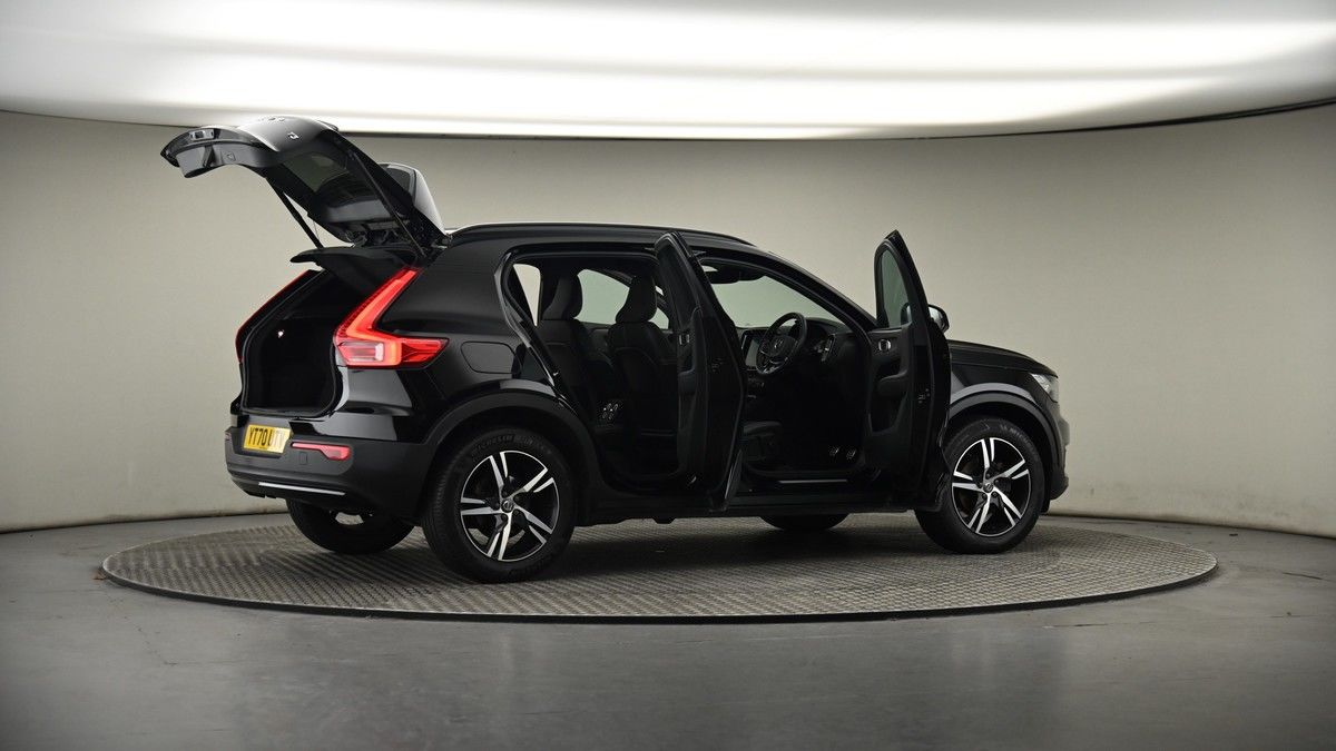 More views of Volvo XC40