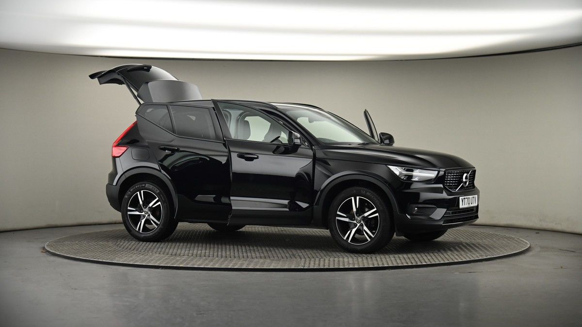 More views of Volvo XC40