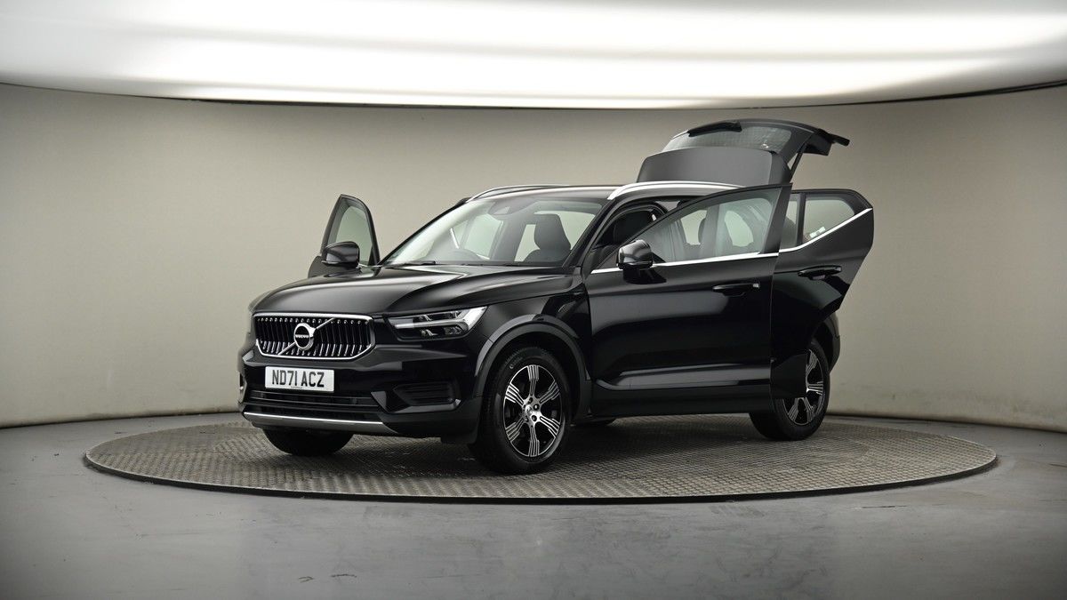 More views of Volvo XC40