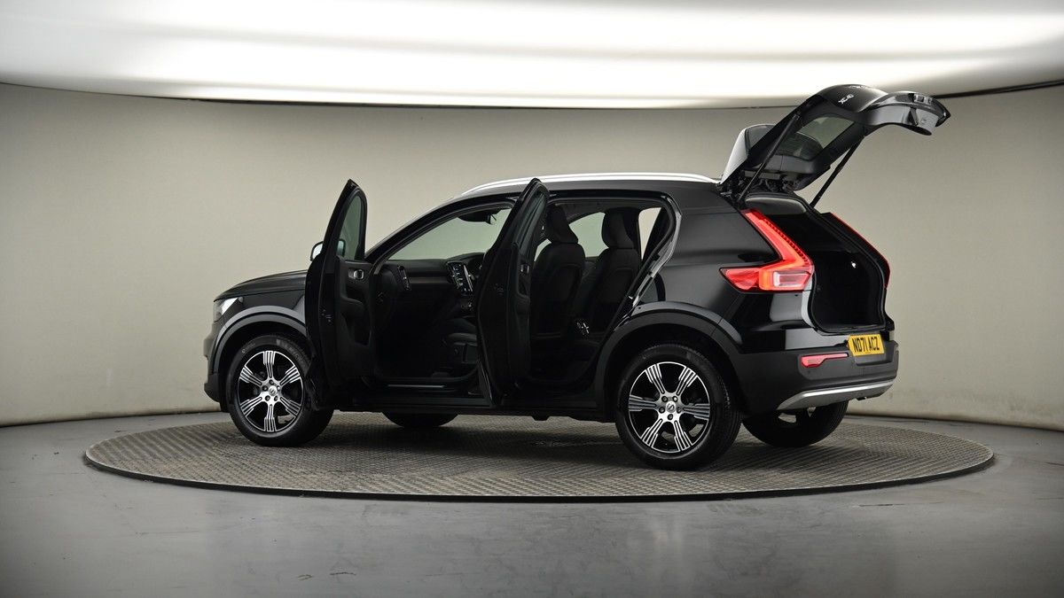 More views of Volvo XC40