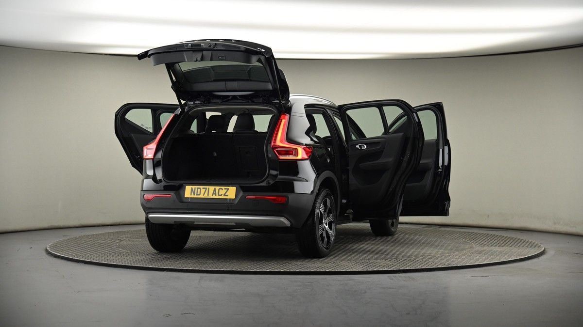 More views of Volvo XC40