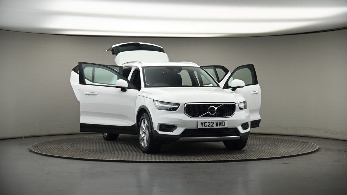 More views of Volvo XC40