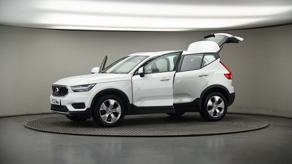 More views of Volvo XC40