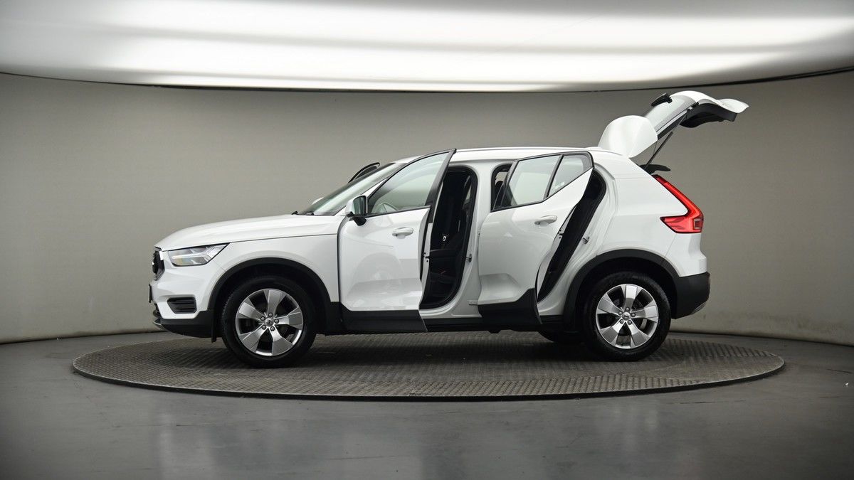 More views of Volvo XC40