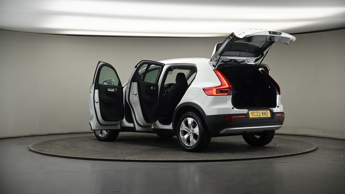 More views of Volvo XC40